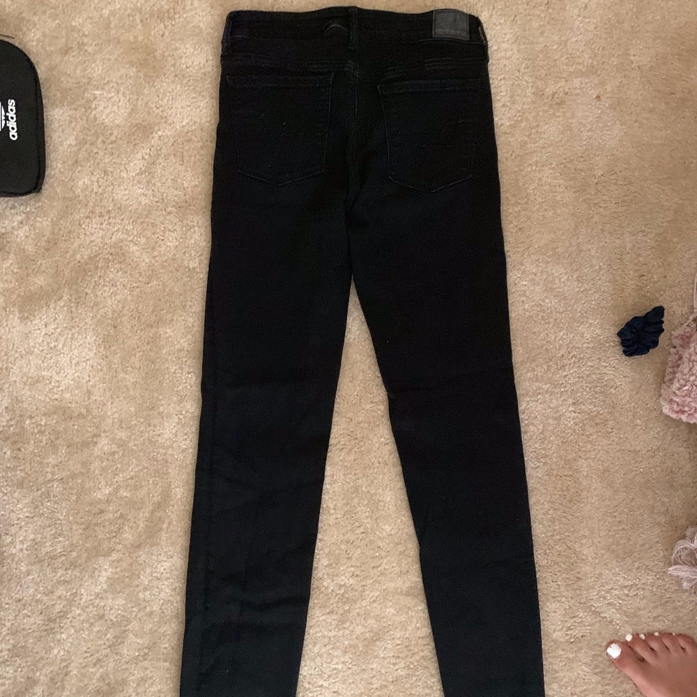 American Eagle Black Jeans + white long sleeve